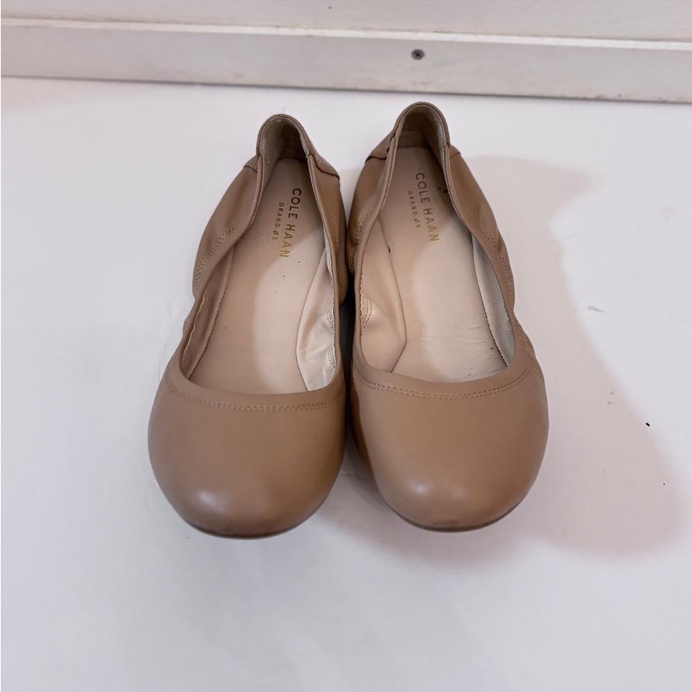 Cole Haan Women’s Tan  Ballet Flats Size 7B